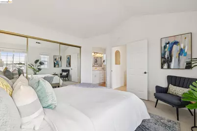 306 Commodore Dr, Richmond, CA 94804 - Photo 37