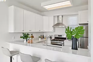 306 Commodore Dr, Richmond, CA 94804 - Photo 23