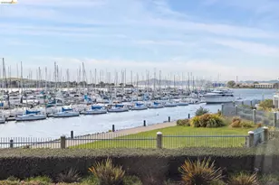 306 Commodore Dr, Richmond, CA 94804 - Photo 37