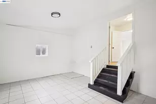 1130 61st Ave, Oakland, CA 94621 - Photo 9