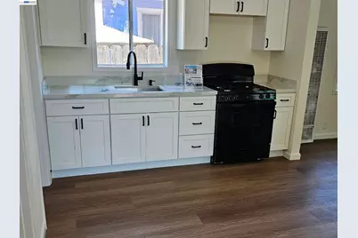 1130 61st Ave, Oakland, CA 94621 - Photo 3