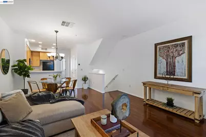 22876 Charing St, Hayward, CA 94541 - Photo 3