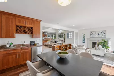 28 Sunny Cove Cir, Alameda, CA 94502 - Photo 11