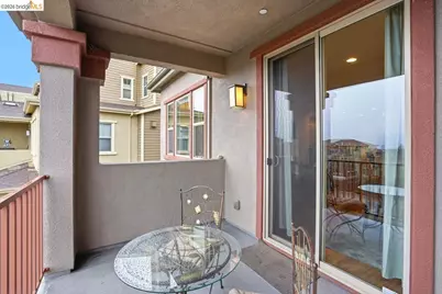 6271 Rocky Point Ct, Oakland, CA 94605 - Photo 45