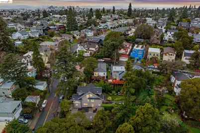 1374 El Centro Ave, Oakland, CA 94602 - Photo 59