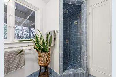 534 Mira Vista Ave, Oakland, CA 94610 - Photo 31