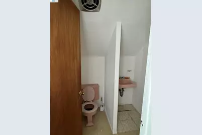 1124 63rd Street, Oakland, CA 94608 - Photo 7