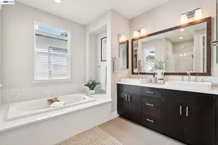 416 Bohol Cir Ln, Alameda, CA 94501 - Photo 39