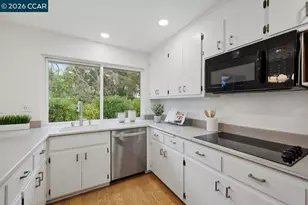 3927 Woodside Ct, Lafayette, CA 94549 - Photo 13