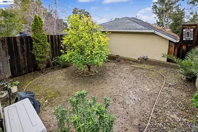 1696 East Ave, Hayward, CA 94541 - Photo 23
