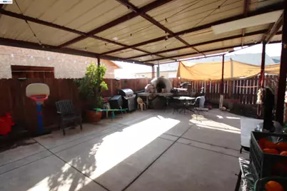 2511 Laurel, Stockton, CA 95206 - Photo 21