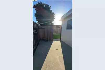 37141 Saint Christopher Street, Newark, CA 94560 - Photo 33
