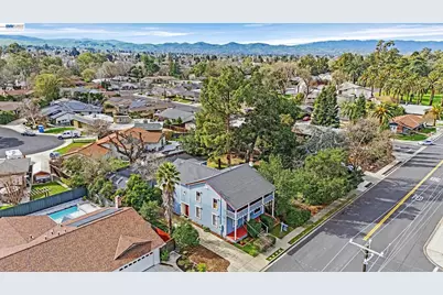 2211 College Avenue, Livermore, CA 94550 - Photo 43