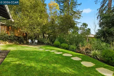 6 Sparrow Ct, Moraga, CA 94556 - Photo 21