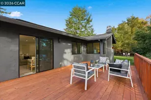 6 Sparrow Ct, Moraga, CA 94556 - Photo 13