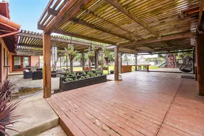 15948 Redondo Dr, Tracy, CA 95304 - Photo 19