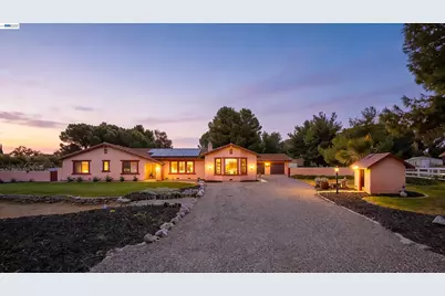 15948 Redondo Dr, Tracy, CA 95304 - Photo 1