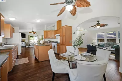 15948 Redondo Dr, Tracy, CA 95304 - Photo 37