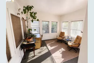 6100 Chabot Road, Oakland, CA 94618 - Photo 11