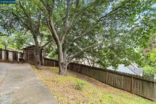 2220 Crest Ave, Martinez, CA 94553 - Photo 19