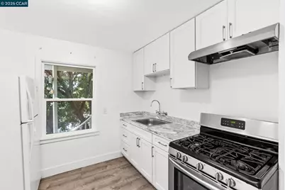 2220 Crest Ave, Martinez, CA 94553 - Photo 15