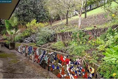 92 Evergreen Dr, Orinda, CA 94563 - Photo 23