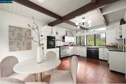 92 Evergreen Dr, Orinda, CA 94563 - Photo 9