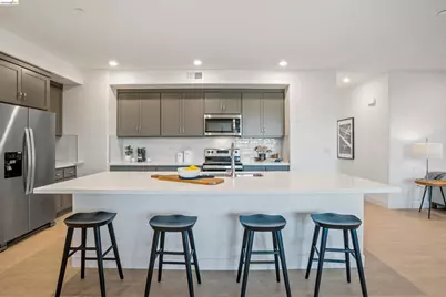 500 Somi Ct #301, Hayward, CA 94544 - Photo 3