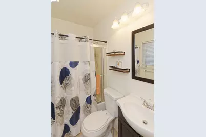 10 Leighty Ct #5, Hayward, CA 94541 - Photo 19