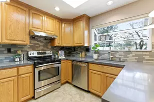 3142 Van Buren Pl, Antioch, CA 94509 - Photo 13