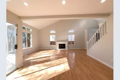 2270 Bayberry Cir, Pittsburg, CA 94565 - Photo 15