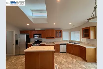 407 Santa Monica, San Leandro, CA 94579 - Photo 3