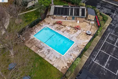 8185 Arroyo Dr #4, Pleasanton, CA 94588 - Photo 33