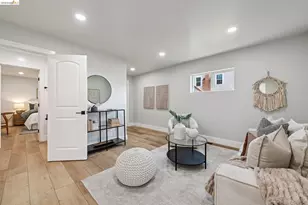 7807 Outlook Ave, Oakland, CA 94605 - Photo 33