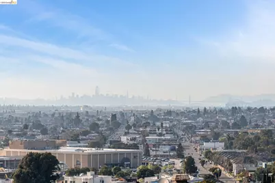 7807 Outlook Ave, Oakland, CA 94605 - Photo 51