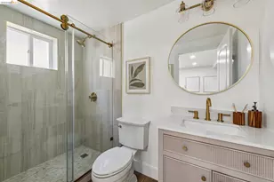 7807 Outlook Ave, Oakland, CA 94605 - Photo 37