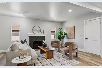 7807 Outlook Ave, Oakland, CA 94605 - Photo 11