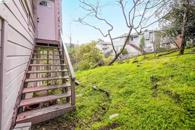 1033 2nd Ave, Crockett, CA 94525 - Photo 39