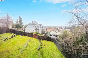 1033 2nd Ave, Crockett, CA 94525 - Photo 37