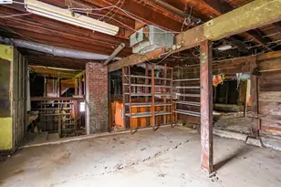 1033 2nd Ave, Crockett, CA 94525 - Photo 35