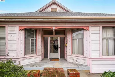 1033 2nd Ave, Crockett, CA 94525 - Photo 3