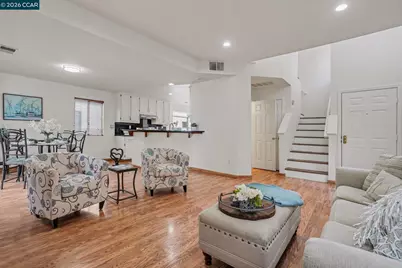 933 Country Run Dr, Martinez, CA 94553 - Photo 3