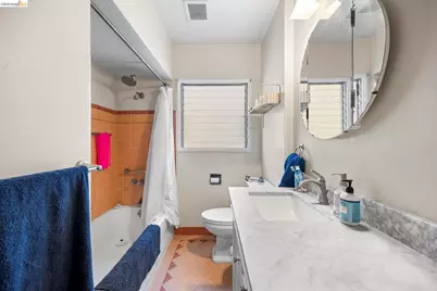 367 41st St, Oakland, CA 94609 - Photo 21
