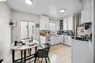367 41st St, Oakland, CA 94609 - Photo 9