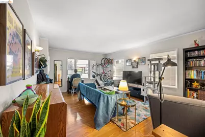 367 41st St, Oakland, CA 94609 - Photo 25