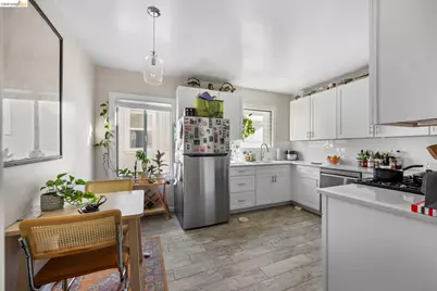 359 41st St, Oakland, CA 94609 - Photo 33