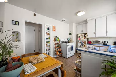 359 41st St, Oakland, CA 94609 - Photo 41
