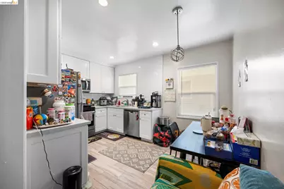 359 41st St, Oakland, CA 94609 - Photo 23