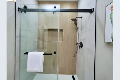 2050 Divisadero St #APT 2, San Francisco, CA 94115 - Photo 25