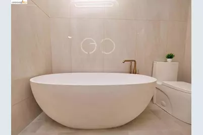 2050 Divisadero St #APT 2, San Francisco, CA 94115 - Photo 17